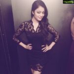 Janani Iyer Instagram – 💃