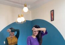 Janani Iyer Instagram - Late… but we love the trend! 🥸@krithika_ramanioffl #kachabadam #trending #instagramreels #reelitfeelit #explore #reelsinstagram #trendingreels