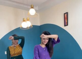 Janani Iyer Instagram - Late… but we love the trend! 🥸@krithika_ramanioffl #kachabadam #trending #instagramreels #reelitfeelit #explore #reelsinstagram #trendingreels