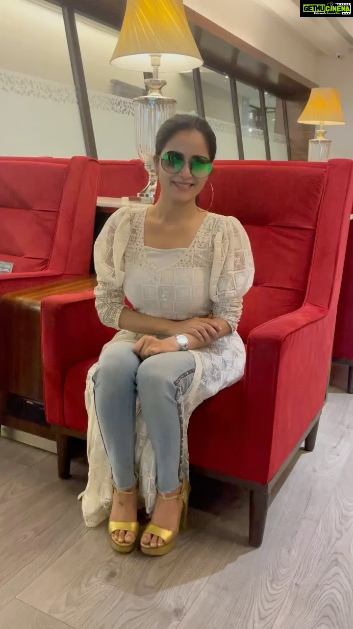 Janani Iyer - 137.9K Likes - Lost in Madras, Found In Maldives! 🤪 😎
@visitmaldives @residencemaldivesdhigurah #maldives #visitmaldives #thesunnysideoflife #rediscovermaldives #reelsinstagram
