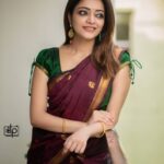 Janani Iyer Instagram - Saree - @thepallushop Photographer- @diwahar_photography Blouse - @talesofthayal Saree drapist- @bhaminihairandmakeup