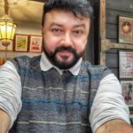 Jayaram Instagram - Location @radheshyamfilm 😇🙏 @actorprabhas @uvcreationsofficial @director_radhaa Hyderabad