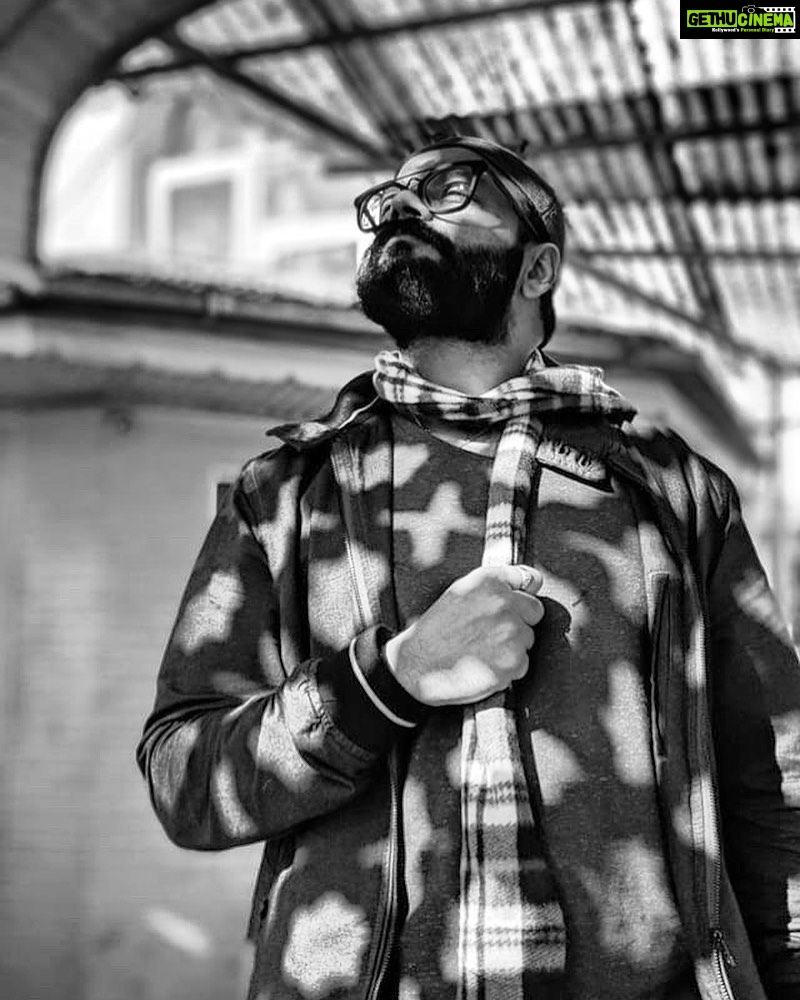 Jayasurya Instagram - Al-Hamdulillah.... PC : @sharanyammenon Hazratbal Darghah, Srinagar