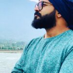 Jayasurya Instagram - Unplugged Moments..... PC: @advaith.jayasurya Kashmir Valley