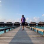Jayasurya Instagram – രണ്ട് എന്ന ഒന്ന്….
നമ്മുടെ കല്ല്യാണത്തിനും മുൻപ്, നമ്മുടെ പ്രണയത്തിനും മുൻപ് നീ എന്നോട് പറഞ്ഞ ഡയലോഗുണ്ട്. “നിന്നെ കെട്ടുന്നവള് എന്തായാലും പെടും മോനേ… ” എന്ന്. ആ പറഞ്ഞ നീ പെട്ടിട്ട് ഇന്നേക്ക് 15 വർഷം.
ആ ഇടപെടലില് നമുക്കിപ്പോ രണ്ട് മക്കളും.
എനിക്ക് തോന്നീട്ടുള്ളത് കല്ല്യാണ സമയത്ത് നമ്മൾ ചിലപ്പോൾ മാനസികമായി ഒരേ തലത്തിൽ ആയിരിക്കും എന്നാൽ കുറച്ച് നാൾ കഴിയുമ്പോൾ ഇതിൽ ഏതെങ്കിലും ഒരു വ്യക്തി മാനസികമായി വളരും മറ്റേയാൾ അവിടെ തന്നെ നിൽക്കും, അപ്പോഴാണ് എന്നെ മനസ്സിലാക്കാൻ പറ്റുന്നില്ല എന്നൊക്കെ  പറയുന്നത്. എന്തായാലും നീ വളർന്നതോടൊപ്പം എന്നെയും ഒപ്പം വളർത്തിയതിന് നിനക്ക് നന്ദി.
പണ്ട് ഒന്നുമില്ലാതിരുന്ന സമയത്ത് ഞാൻ നിനക്ക് തന്ന ഒരു വാക്കുണ്ട് “നിന്റെ മുഖത്തെ ആ ചിരി ഞാൻ ഒരിക്കലും മായ്ക്കില്ല എന്ന് ” ആ വാക്ക് തന്നെ എനിക്ക് ഇന്നും തരാനുള്ളൂ…
ഒരു പുരുഷനെ സൃഷ്ടിക്കുന്നതും, പൂർണ്ണതയിലേക്ക് എത്തിക്കുന്നതും ഒരു സ്ത്രീയാണ് എന്ന് ഞാൻ വിശ്വസിക്കുന്നു, അതുപോലെ തന്നെ തിരിച്ചും. ഈ പരസ്പര ബഹുമാനമാണ് ഏത് ഒരു ബന്ധവും ശക്തമാക്കുന്നത്. നീ ഇന്നും ഭാര്യ മാത്രമാകാതെ എന്റെ ഫ്രണ്ടായും പ്രണയിനിയായും, എന്നിൽ ചേർന്ന് നിൽക്കുമ്പോൾ ഞാൻ തിരിച്ചറിയുന്നു ഒരു ആത്മാവിന് രണ്ട് ശരീരങ്ങളിൽ ജീവിക്കാൻ കഴിയുമെന്ന്. ഇനിയുള്ള ജന്മ ജന്മാന്തരങ്ങളിലും ഒരുമിച്ച് തന്നെയുണ്ടാവട്ടെ എന്ന പ്രാർത്ഥനയോടെ …. നിന്റെ….. ഞാൻ

NB : ഇനിയും ഭാര്യമാരേ കുറിച്ച് ഇതുപോലെ എന്ത് നുണയും പറയാൻ ഞങ്ങൾ ഭർത്താക്കൻമാർ ഒരിക്കലും ഒരു മടിയും കാണിക്കാറില്ല…..
ശരിയല്ലേ… MR. പെരേരാ … Sheraton Maldives Full Moon Resort & Spa