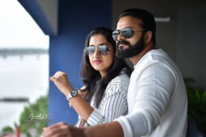 Jayasurya Instagram - She is the one behind John Don Bosco's attire...my life's designer Saritha Jayasurya 😊😊 @sarithajayasurya @sarithajayasurya_designstudio @ranjithsankar @amith_chakalakkal @sidhartha_siva @daindavis_dd_ @durgakrishnaartist @_saniya_iyappan_ @pretham_2