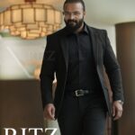 Jayasurya Instagram - Cover shoot for @ritzmagazine with the talented @shafishakkeer ,@arjun_vasudevs ,N @riya_datson @sarithajayasurya Location @fourpointsbysheraton,kochi infopark