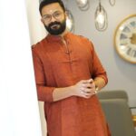 Jayasurya Instagram – Onam Bliss n onam clicks….

MCB 📸 @joby_pkm 
@sarithajayasurya_designstudio