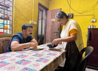 Jayasurya Instagram - ഇത് ഇവിടത്തെ കൊച്ചിന് സ്കൂളിൽ കൊണ്ട് പോകാൻ ഉണ്ടാക്കിയതാ…കൊറച്ച് മോനും കഴിച്ചോ…. #selflesslove #wagamon