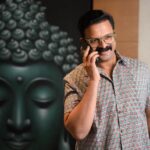Jayasurya Instagram - 🤗🤗🤗 @sarithajayasurya_designstudio @sharon.shyam Marine Drive Ernakulam