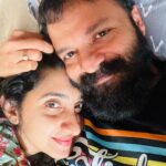 Jayasurya Instagram - എന്നെ എനിക്ക് കാണിച്ചു തന്ന നിനക്ക് ...... “ Happy wedding anniversary “ @sarithajayasurya 17 years of love.....
