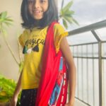 Jayasurya Instagram – “സ്വന്തം ചേട്ടന്റെ T shirt അടിച്ചു മാറ്റി ബാഗ് ആക്കിയവൾ ” 😘