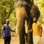 Jayasurya Instagram - എന്റെ എല്ലാ ഭ്രാന്തുകളുടെയും കൂട്ടുകാരൻ ... 10 വർഷത്തോളമായി എന്റെ make up man - ആയി എന്റെ സഹോദരനായി കൂടെ നിൽക്കുന്ന... "കിരൺ " നിനക്ക് എല്ലാവിധ പിറന്നാൾ ആശംസകളും.🥰 @kiranjishna