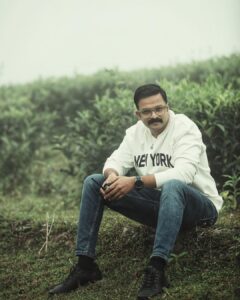 Jayasurya Instagram - Misty moments….
📸 @navin_murali 
@johnluthermovie