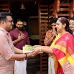 Jayasurya Instagram - "പൂരം കൊടിയേറി" @actor_vijaybabu @fridayfilmhouse3005 @rajeshnairug @ratheesh_vega @advaith.jayasurya @sarithajayasurya @gayathri__arun