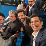 Jiiva Instagram – About last night! @therealkapildev @cheekaofficial @kabirkhankk #thisis83 #kapsey #cheeka #captainofthrship #allsmiles