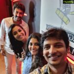 Jiiva Instagram - Here we come! Was lovely working with you guys! Get ready for some fun ride! @supergoodfilms @arulnithi_tamilarasu @priyabhavanishankar @manjimamohan