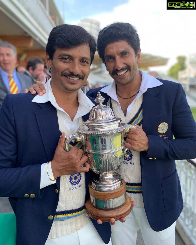 Jiiva Instagram - I don't think our mad captain is going to go back happy or rather the splendid job he has done till now. He will be only happy when he is holding the World Cup in his hands……….. #83thefilm #thisis83 #kapildev #krishshrikanth @ranveersingh