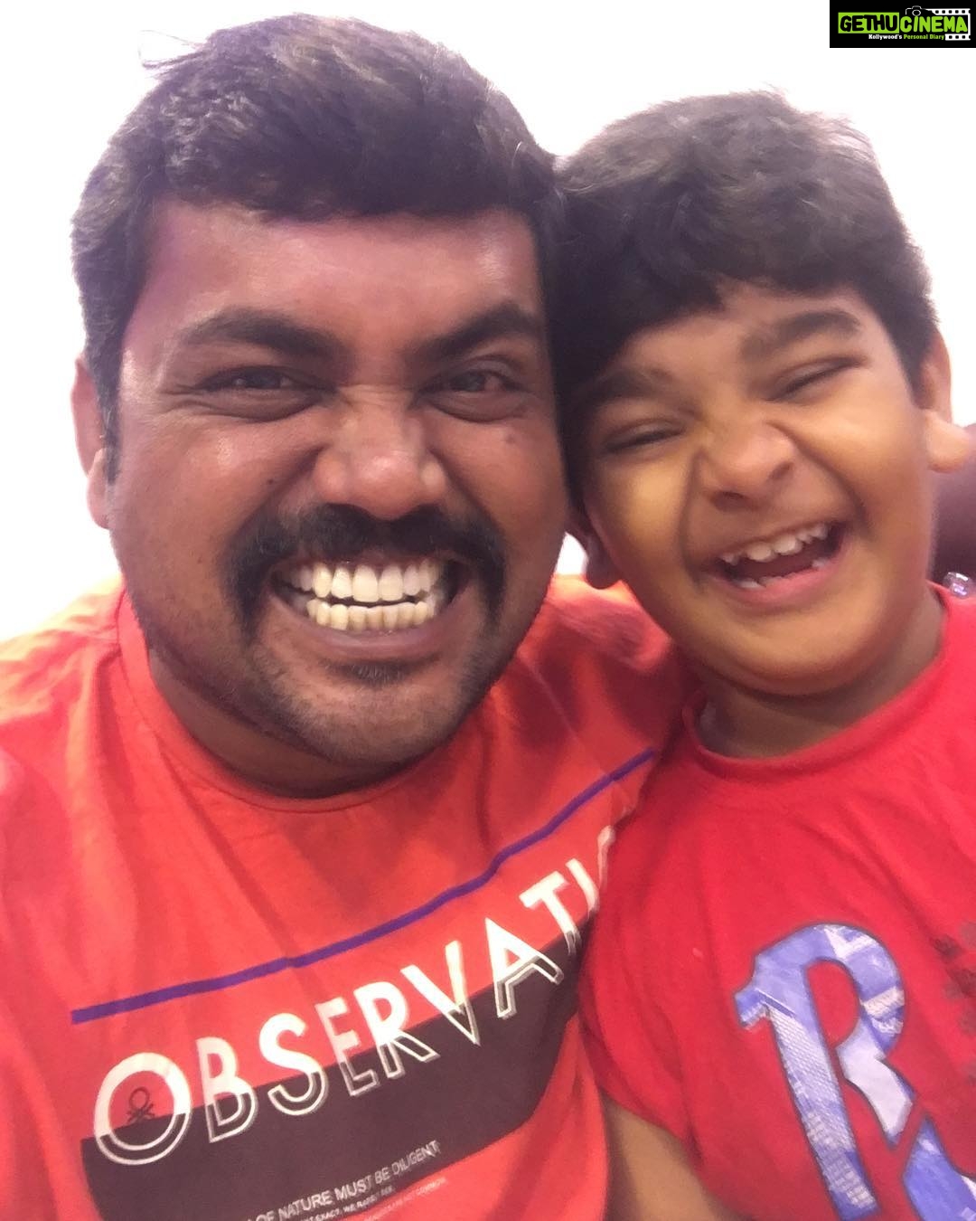 Kaali Venkat Instagram - #shooting spot #selfie #fun #child artiste #santosh