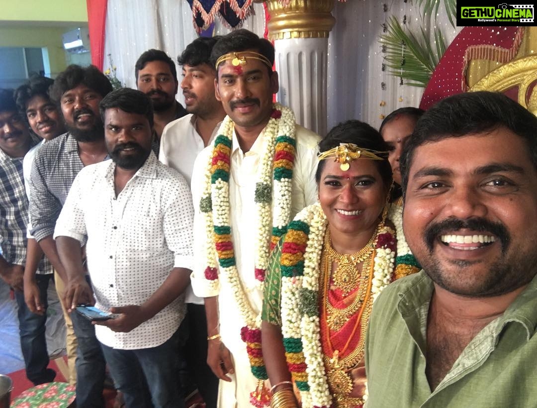 Kaali Venkat Instagram - #happymarriedlife #Ushakrishnan #muthukumaran