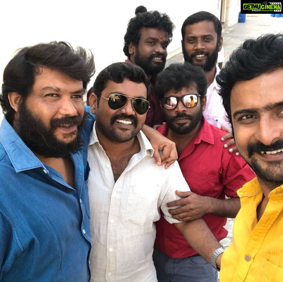 Kaali Venkat Instagram - #brucelee Dir #prashanth & #Sangeetha #marrage