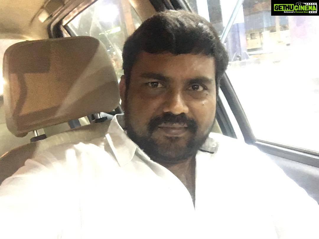 Kaali Venkat Instagram - #sunday #night #chennai #omr #ride #whiteshirt #manly #selfie