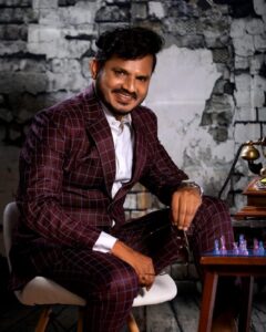 Kaali Venkat Instagram - சினிமா மீதான ஆவலும் அங்கலாய்ப்பும் உன்னைப்போல் ஒருவரிடமும் கண்டதில்லை, வருவாய் மீண்டும் உனை கேலி செய்ய வேண்டும் என கார்த்தியும் நானும் காத்திருந்தோம், நம்ப முடியவில்லை நண்பா மனம் கனக்கிறது. #ஆழ்ந்தஇரங்கல் #Nithisveera