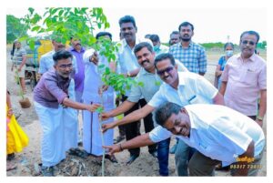 Kaali Venkat Instagram - #TeachersDay #myschool #myclassroom #MyTeacherMyHero #TreePlanation #KalugumalaiGHSSchool