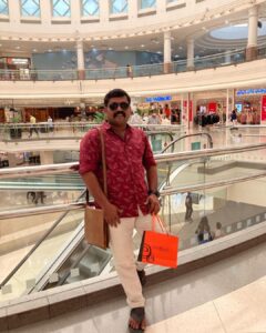 Kaali Venkat Instagram - #picoftheday #dubai #rayban #brandnew #mall #citycentre #cool