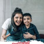 Kajal Aggarwal Instagram - I tried the #OreoDoubleStufLickRace with my nephew Ishaan and we had a blast even though he beat me to it! A race where you get to enjoy Oreo and that too Double Stuf! It was super fun! You should try it out with your loved ones, tag @oreo.india and don’t forget to use #OreoDoubleStufLickRace 🏁🍪 #Ad