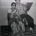 Kamal Haasan Instagram - என் குழையும் மழலையில் துவங்கி இன்று என் நாவில் புழங்கும் தமிழைப்போலவே நீயும், என்னோடு, எப்போதுமே நானாகிய நதி மூலமே தாயாகிய ஆதாரமே ---------- Mother is not just a person anymore. In my mind she is an emotion that moves me in the right direction everytime. Every day of mine is hers too. So yet another happy mother's day