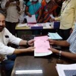 Kamal Haasan Instagram - கோவை மக்களின் வாழ்த்து மழையில் நனைந்தபடி வேட்பு மனு தாக்கல் இனிதே நிகழ்ந்தது. கொங்கின் சங்கநாதம் கோட்டையில் முழங்கட்டும். வெற்றி நமதே!