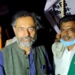 Kamal Haasan Instagram – டெல்லியில் நடைபெறும் விவசாயிகளின் போராட்டத்தில் @maiamofficial இன் முக்கிய நிர்வாகிகள் கலந்து கொண்டு நமது ஆதரவினைத் தெரிவித்தனர்.

விவசாயிகளின் கோரிக்கைகளுக்கு மத்திய அரசு செவிசாய்க்க வேண்டும். விரும்பப்படாத வேளாண் மசோதாவை திரும்பப் பெற வேண்டும்.

#நான்_கேட்பேன் 
#உழவே_தலை_உழவனை_நினை

@_yogendrayadav