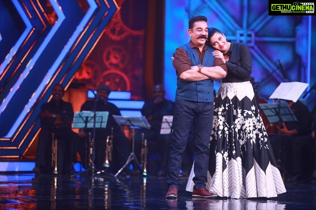 Kamal Haasan Instagram - You showed a lot of love and talent this day. More coming your way. @shrutzhaasan #BiggBossTamil2
