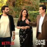 Karan Johar Instagram - Fame is a double-edged sword, it cuts both ways. Will Anamika Anand win this game or will she be found wanting? Find out on ‘The Fame Game’ series, premiering 25th February, only on Netflix. #TheFameGame #TheFameGameOnNetflix @netflix_in @apoorva1972 @newyorksri @madhuridixitnene @somenmishra @bejoynambiar @karishmakohli @sanjaykapoor2500 @manavkaul @mulay.suhasini @lakshvir.saran @muskkaanjaferi @rajshri_deshpande @whogaganarora @nishamehta @dharmaticent
