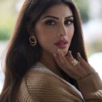 Karishma Kotak Instagram - Earlier this morning-photographed at home by @nigeldotlondon