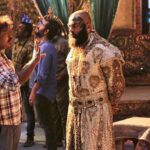 Karthi Instagram – #Throwback #Kaashmora 

Director Gokul took three months to design the look and characterization of Rajnayak! One of my fav characters.