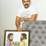 Karthi Instagram - Couldn’t take a picture with the artist. So posting his work here for him. Thanks for the Love!
