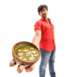 Karthik Kumar Instagram - Not only great minds think alike... #BloodChutney coming soon Online.