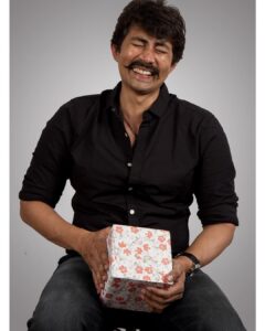 Karthik Kumar Instagram - #BloodChutney Last shows in Chennai Bangalore Hyderabad Coimbatore Singapore HongKong Melbourne Sydney Auckland www.BloodChutney.com #RealityComedy ❤️