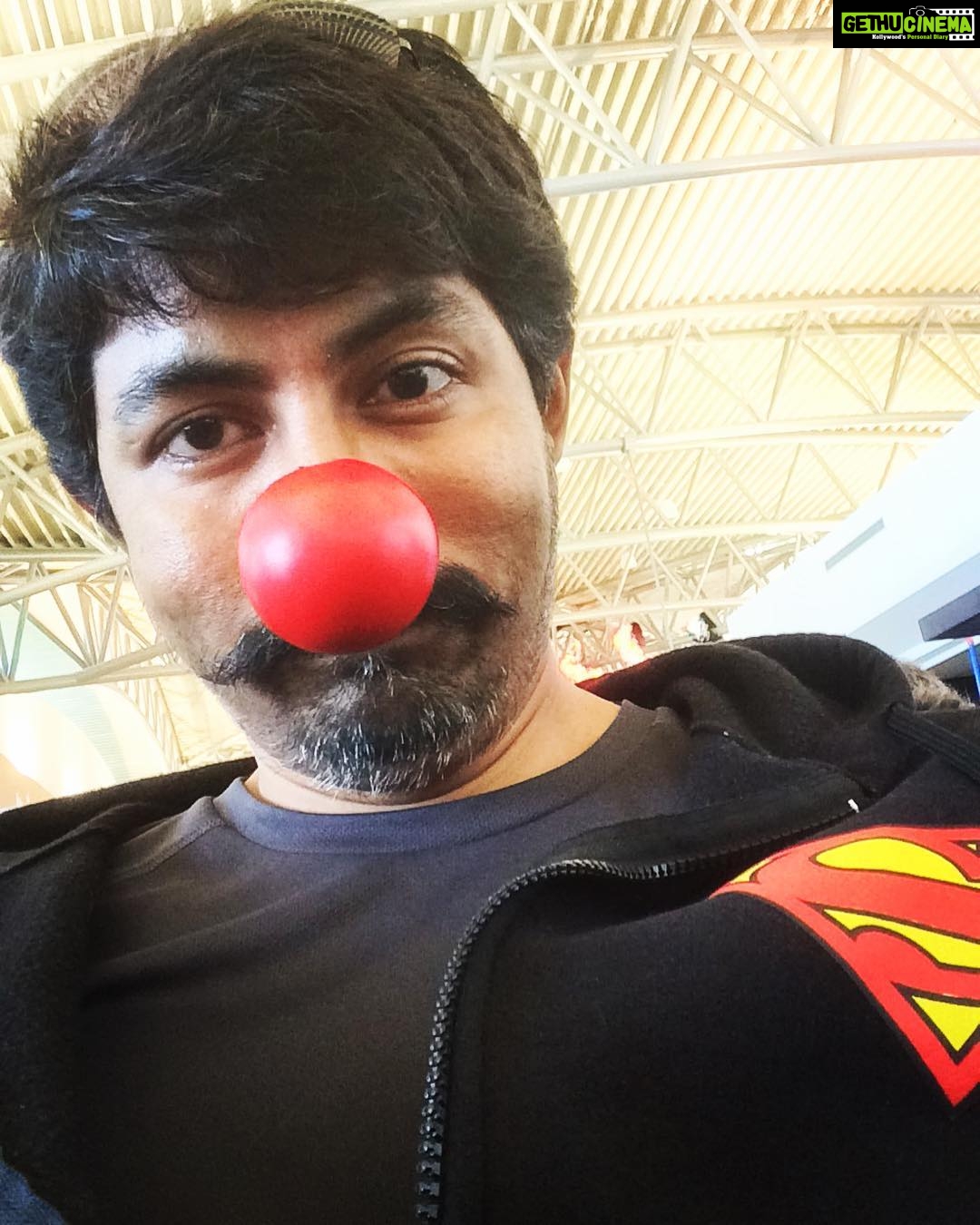 Karthik Kumar Instagram - Thank u USA 🇺🇸. Just remember #Comedy is #Courage - Love from #BloodChutney ❤️
