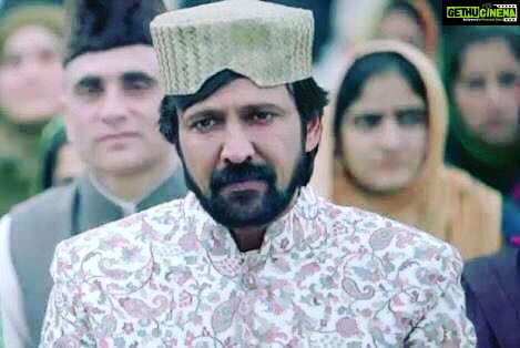 Kay Kay Menon Instagram - However experienced you are, #firstexperiences never cease. Here it was #Kashmir, #VishalBharadwaj & #Shakespeare!! #throwbackthursday #Haider