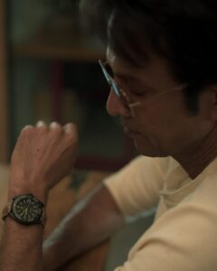 Kay Kay Menon Instagram - My friend, Mitrajit spotted the younger Himmat Singh wearing a 90's TAG Heuer in Special Ops 1.5 and gifted me a TAG Heuer Aquaracer. How lovely! 😊😊

#himmatsingh #thehimmatstory
#specialops 1.5
@tagheuer @fridaystorytellers @fridayfilmworks