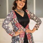 Keerthi shanthanu Instagram - Dress how you want to be addressed! Indo-western look 📿 Outfit by @_.rubeenavogueofficial._ Styled by @rajianand For #Juniorsuperstars Saturday & Sunday 6.30pm on @zeetamizh 📸 @teamcreators @storiesbysidhu Hairdo @vama_moirangthem
