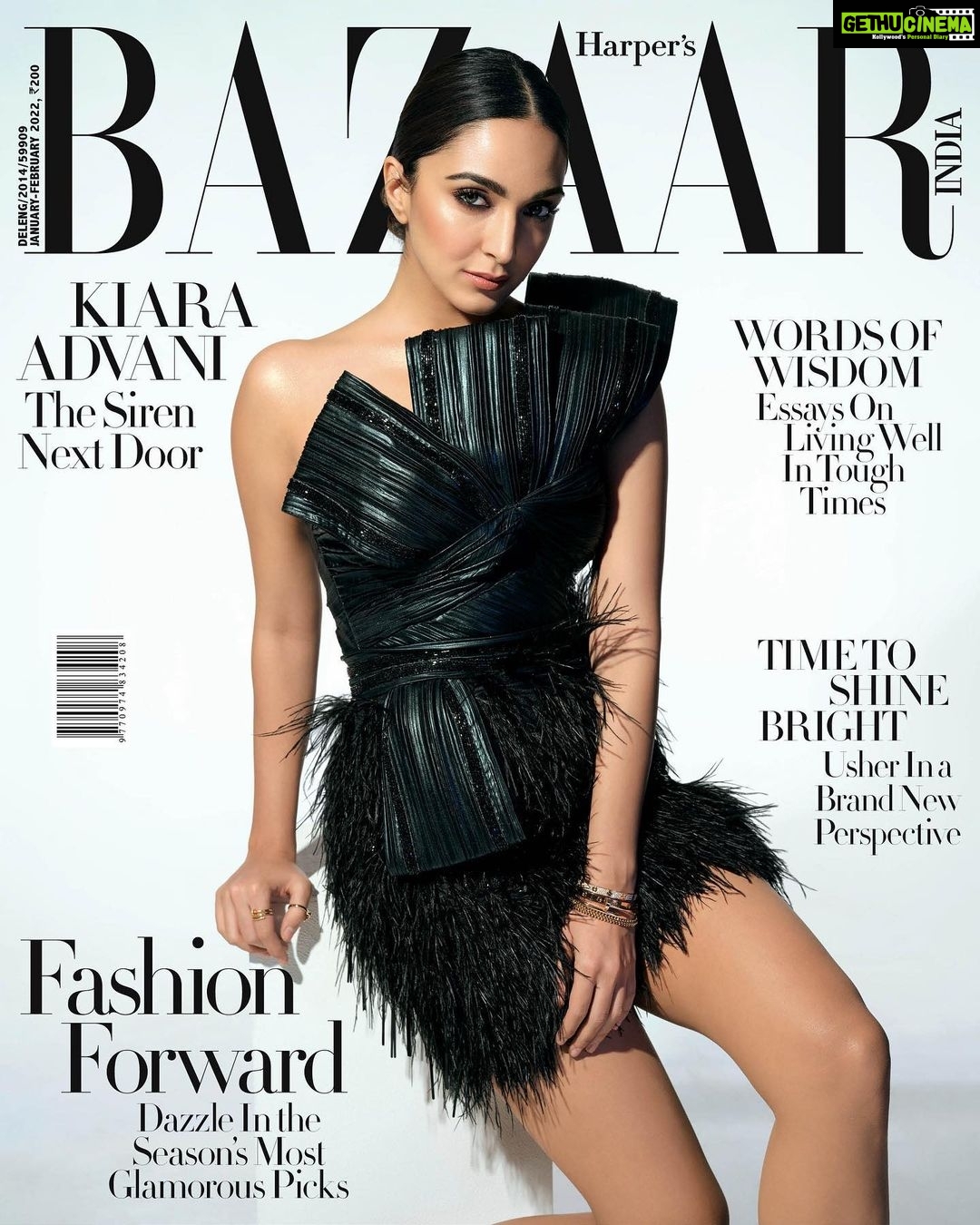 Kiara Advani Instagram - 🖤 @bazaarindia Digital Editor: Nandini Bhalla (@nandinibhalla) Interview by: Kaveree Bamzai (@kavereeb) Photograph: Prasad Naik (@prasadnaaik) Styling: Edward Lalrempuia (@edwardlalrempuia) Hair: Amit Thakur (@amitthakur_hair) Make-up: Lekha Gupta (@makeupbylekha) Fashion Assistant: Zeel Gemavat (@gemavat_zeel) Videographer: Ratnakar Davis (@ratnakarphotography) Talent Management: @viniyardfilms @jubinrajeshdesai Publicist: @sanchitatrivedi @idhyahmedia Production: P Production (@p.productions_)
