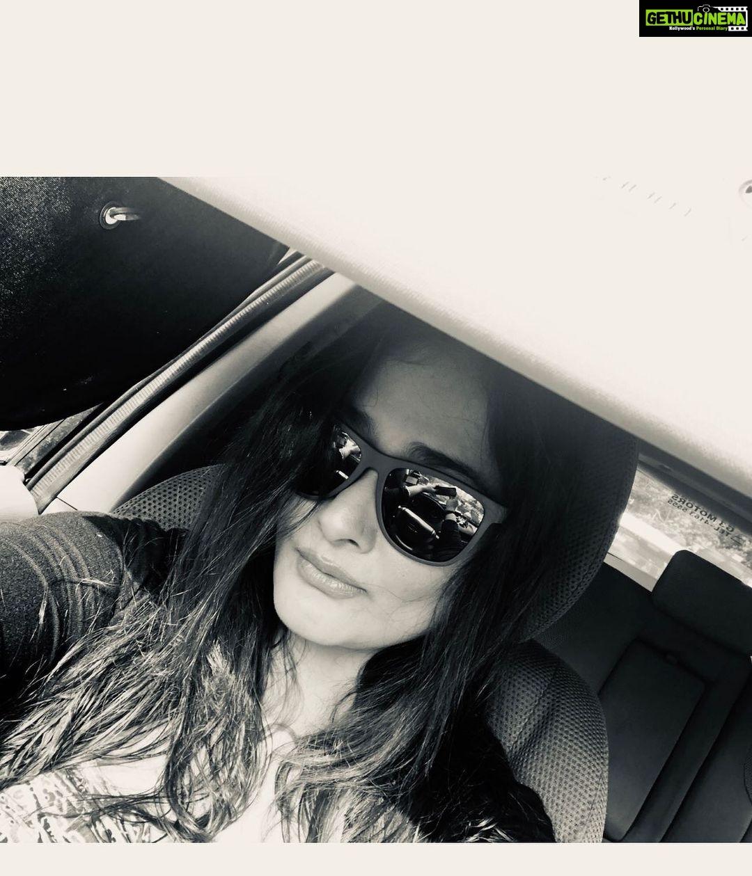 Kiran Rathod Instagram - I May not be perfect but I am always ME #swag#eleganceisanattitude#selfie#like#love#follow#picoftheday#instadaily#fashion#beautiful#beautifulday#style#instalikes#kiki💋💋💋