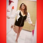 Kiran Rathod Instagram – A Kaash kisi dewane ko humse bhi mohabbat ho jaayeeee…….
#Sunday
#sundaysong
🥰
😊
😗