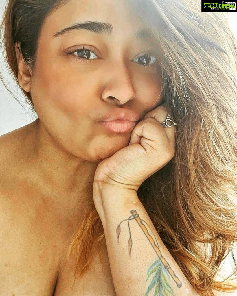 Actress Kiran Rathod HD Instagram Photos and Wallpapers November 2021