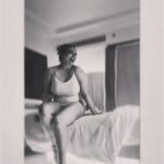 Kiran Rathod Instagram - I click my own pictures Self timer Me and one room ghost who.lives thr for past 90 years Trust me . . . #traveldiaries #instagood