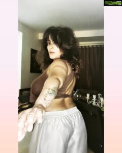 Kiran Rathod Instagram - Hold My Hand And Take Me To Your World🥰🤩😋😛 . . . . #instamood#instagood#picoftheday#lookoftheday#instadaily#happy#blessed#love#peace
